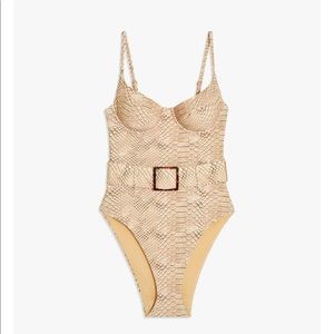 Weworewhat Danielle One Piece